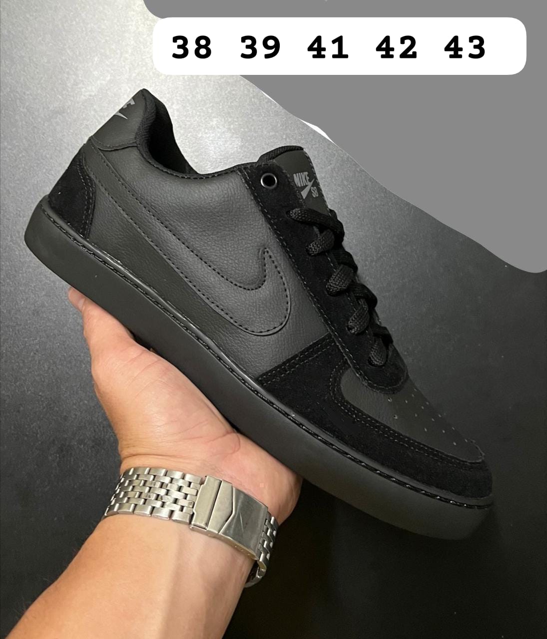Nike Court Borough Low