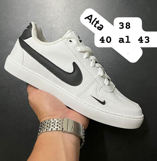 Nike Court Borough Low