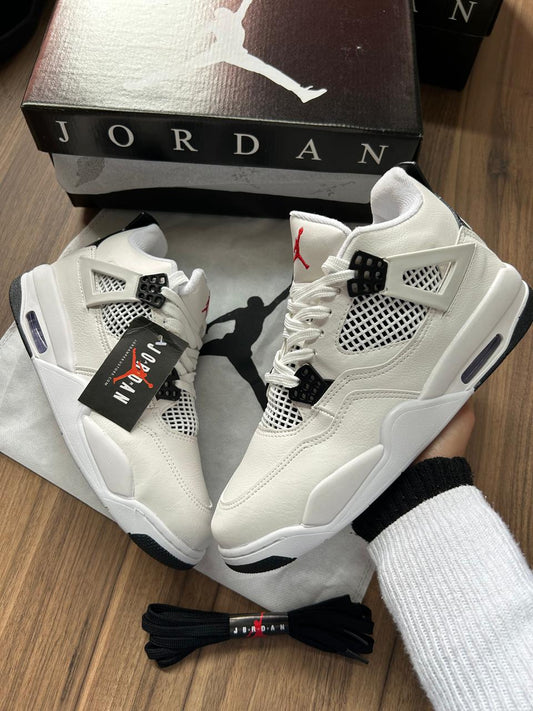 Air Jordan 4 Retro "Seafoam"