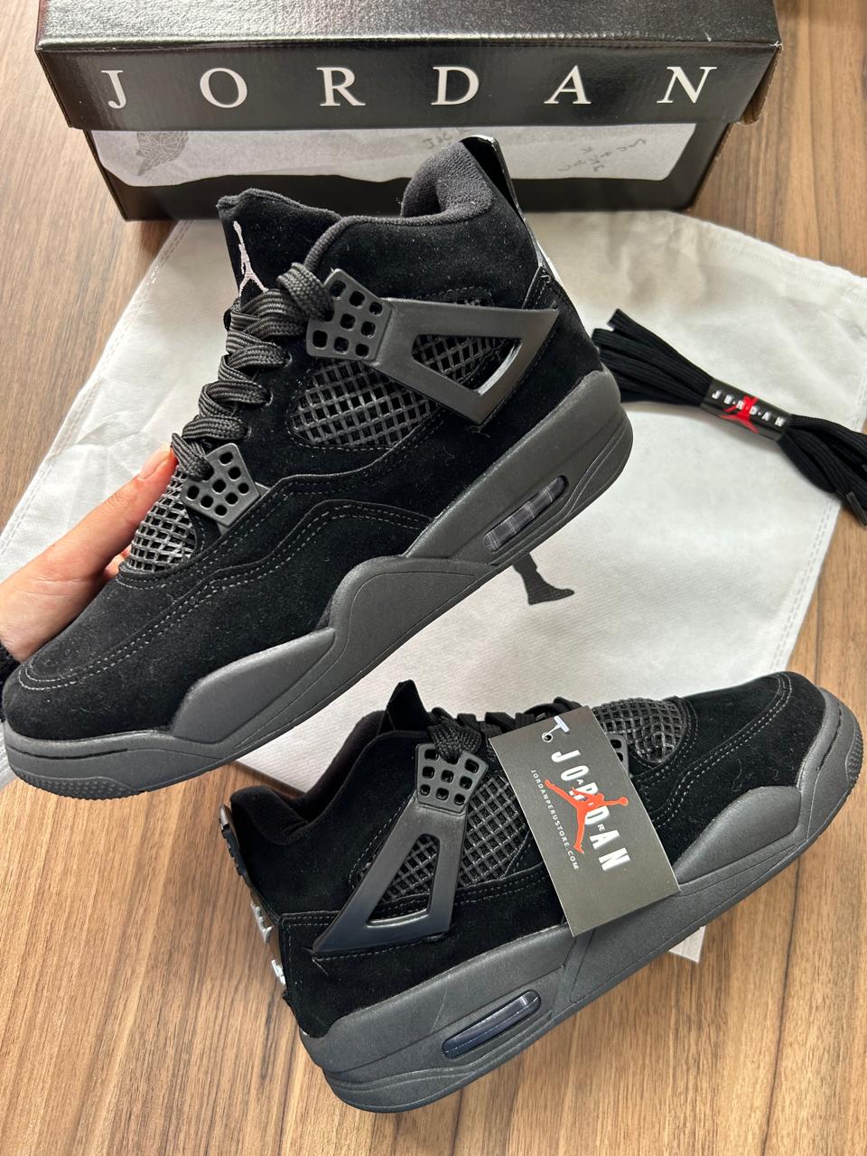 Air Jordan 4 Retro "Seafoam"
